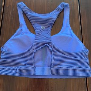 Lululemon bra size 4